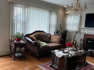 15 Talbot Ln, Greenwich, CT 06830