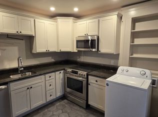 50 Broad St #3, Norwich, CT 06360