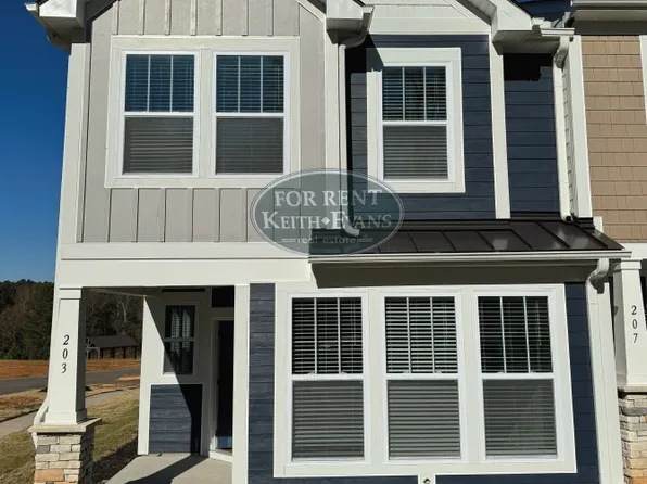 203 Skyuka St, Spartanburg, SC 29307