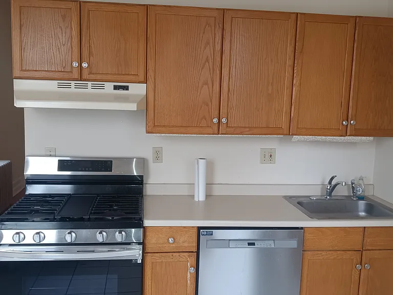 878 N 23rd St #2 — Photo 3