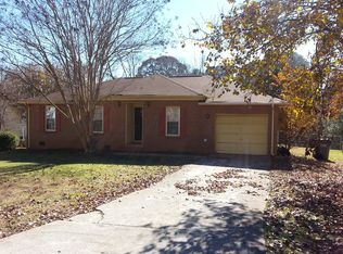 33 Rivercrest Dr, Riverdale, GA 30274