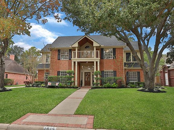 2nd image of 7815 Spruce Cove Dr