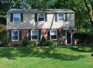 4043 S Warner Rd, Lafayette Hill, PA 19444