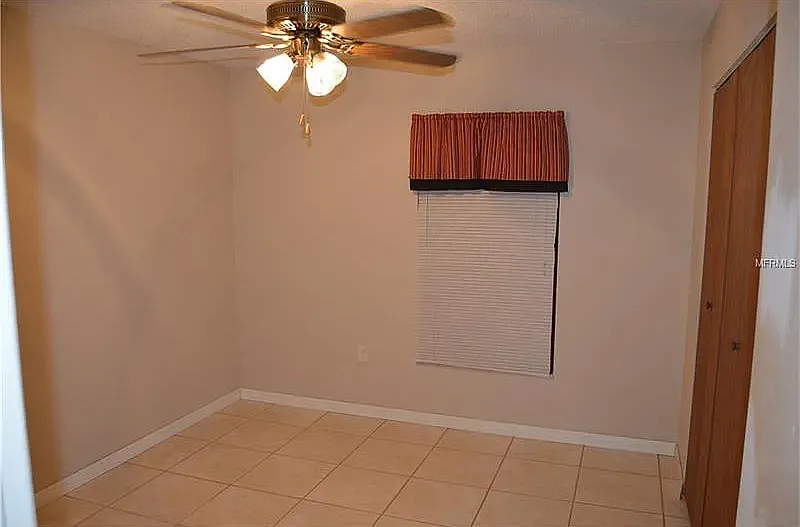 3 bed, 1092 sqft, $1,989 — Photo 4