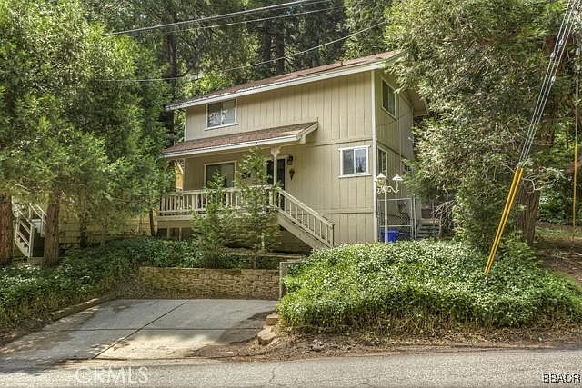 1st image of 859 N Arrowhead Ave
