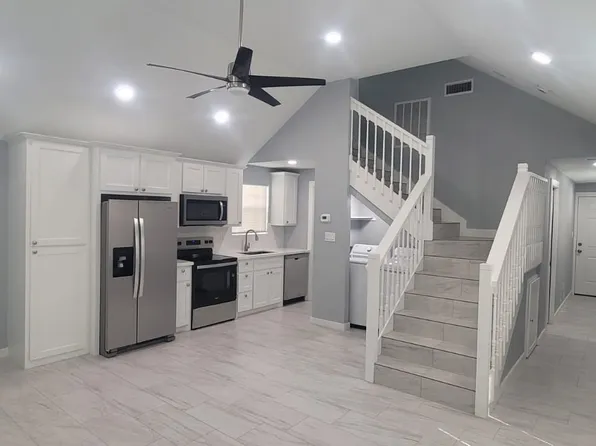 2817 Avenue L, Galveston, TX 77550
