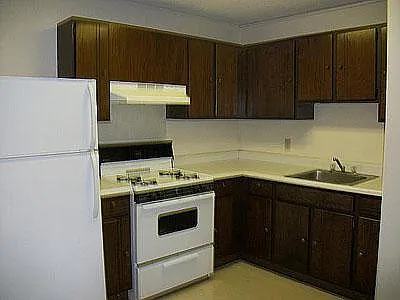 Skyrise Apartments — Photo 26