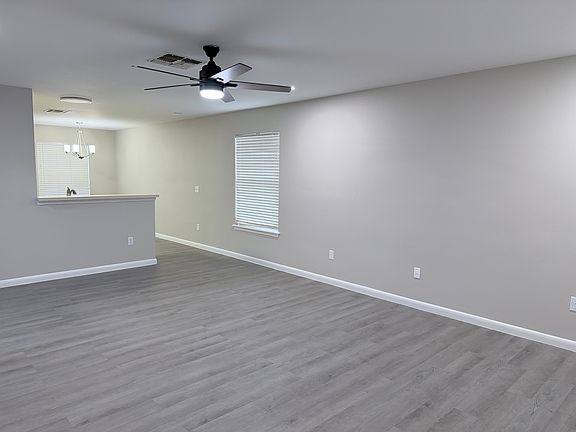 2nd image of 3109 Saskatchewan Dr