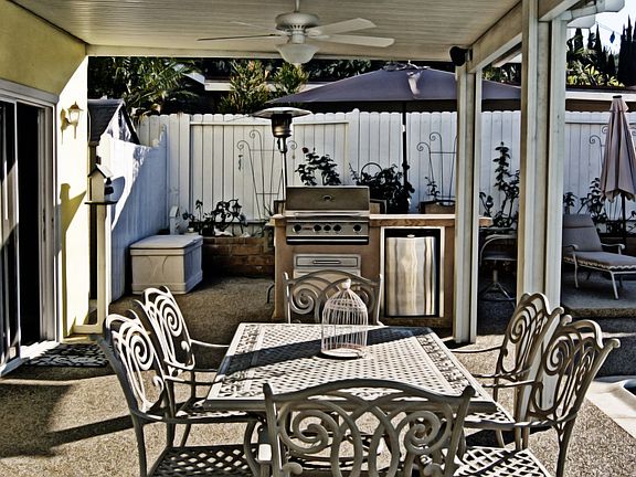 Covered Patio & Ceiling Fans