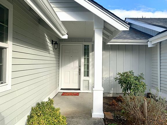 4th image of 9209 105th Avenue Ct SW