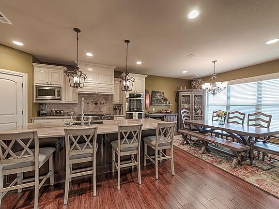 5th image of 3504 NW Woodberry Ct