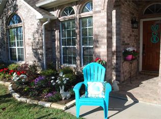 831 Huebner Way, Burleson, TX 76028