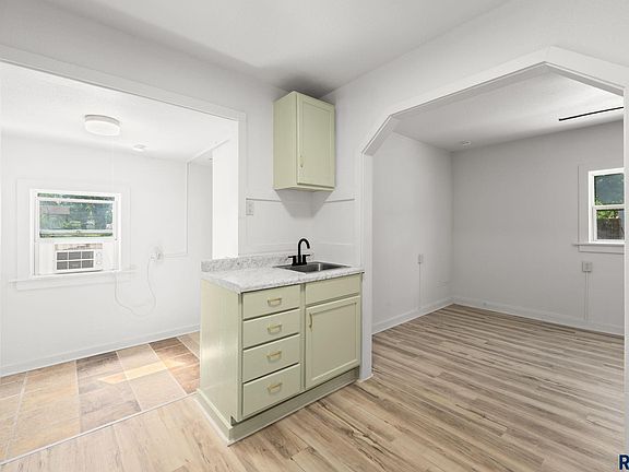5th image of 1520 N Highland Ave