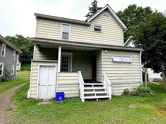 2nd image of 314 York Ave