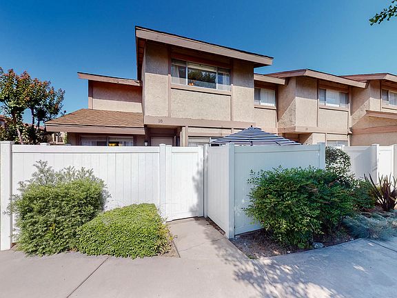 3rd image of 2447 Huntington Dr APT 18