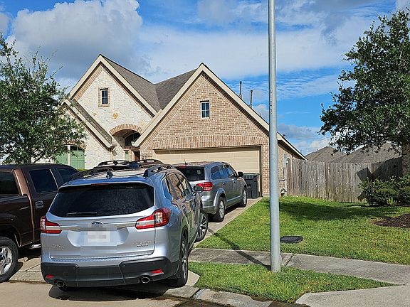 2nd image of 13804 Granite Manor Ln