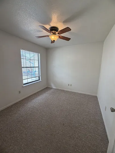 728 W San Antonio St #108-B — Photo 10