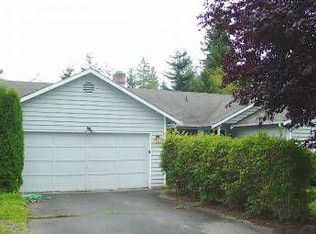 606 Duchess Rd, Bothell, WA 98012