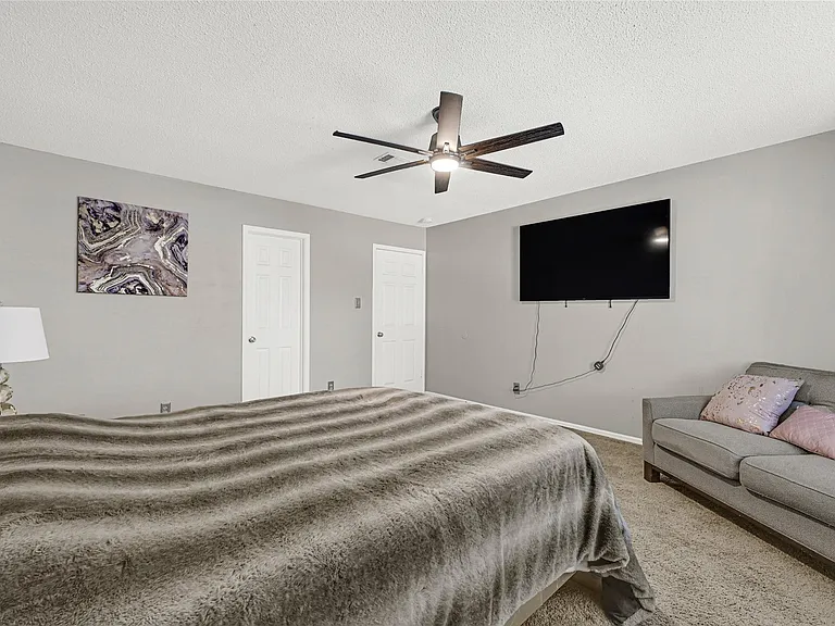 1111 Belaya Ln — Photo 19