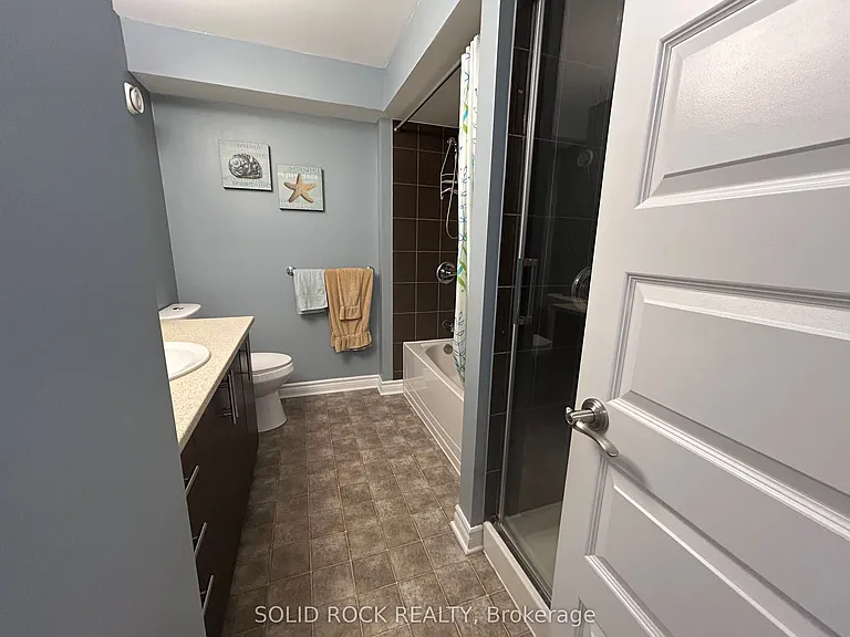 305 Cresthaven Dr #1 — Photo 13