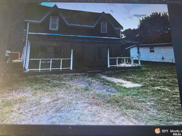 307 E Douglas St, Edinburg, IL 62531