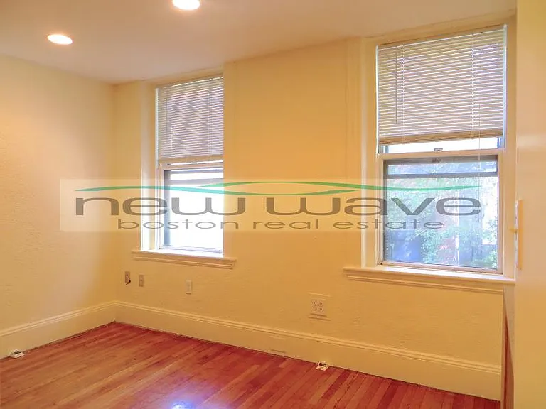 72 Revere St #4 — Photo 11