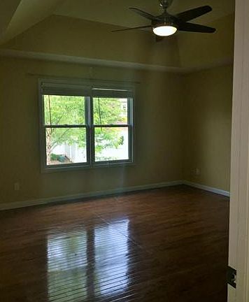 5th image of 2414 Nalpak Dr