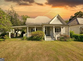 706 S Railroad St, Shady Dale, GA 31085