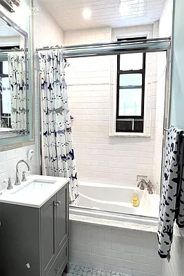 Rented by Sotheby's International Realty | media 28