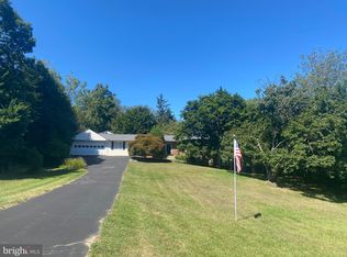 9845 Moyer Rd, Damascus, MD 20872