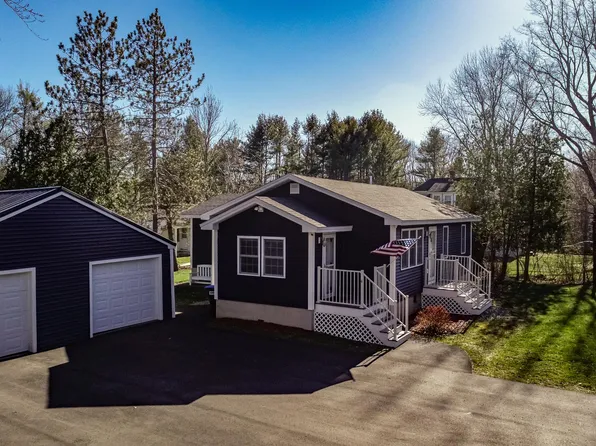 5 Kell Street, Orono, ME 04473