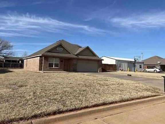 2nd image of 111 Gamble Cir