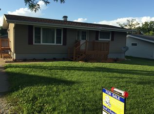 307 7th Ave E, Andalusia, IL 61232