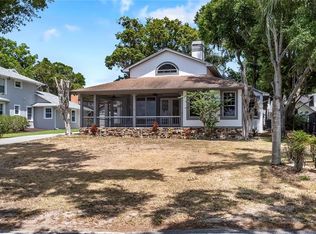 205 S Lakeshore Dr, Minneola, FL 34715