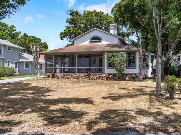 205 S LAKESHORE DRIVE, MINNEOLA, FL 34715