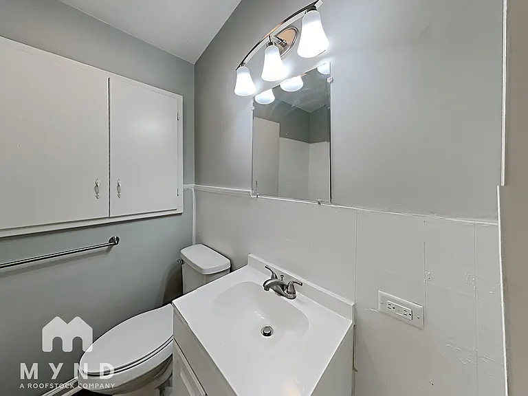 525 Karen St — Photo 14