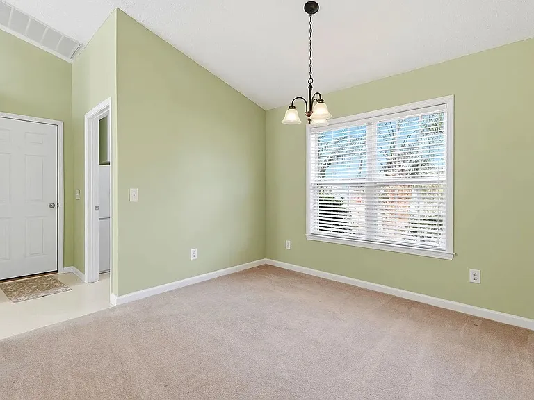 722 Drawbridge Dr — Photo 17