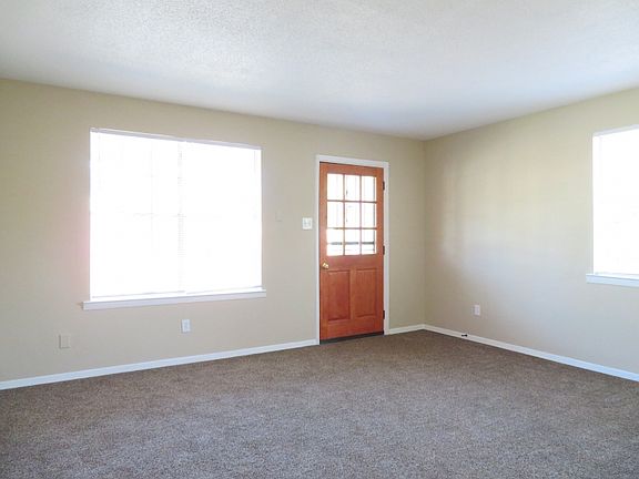 2nd image of 4426 Medley Ln