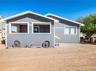 5864 S Mesquite Dr, Golden Valley, AZ 86413