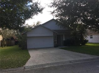 203 Citrus Landing Dr, Plant City, FL 33563