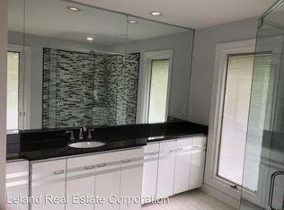 113 Holly Cres STE 201, Virginia Beach, VA 23451