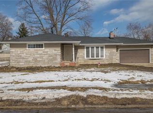 11832 Saint John Ave, Cleveland, OH 44111