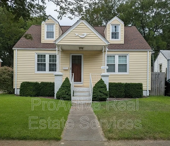9421 Phillip Ave — Photo 1