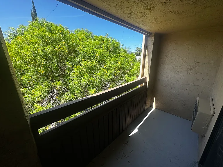 389 S Lincoln Ave #3 — Photo 7