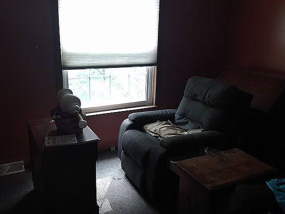 4th image of 4648 Scenic Dr NW