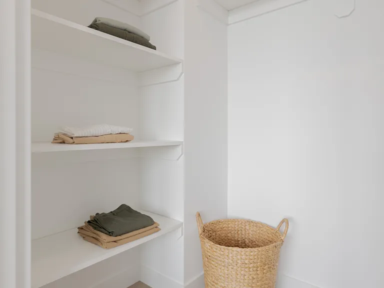 201 25th St #4G — Photo 14