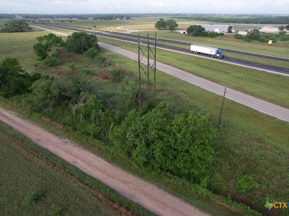 734 E Frontage Rd, Victoria, TX 77905