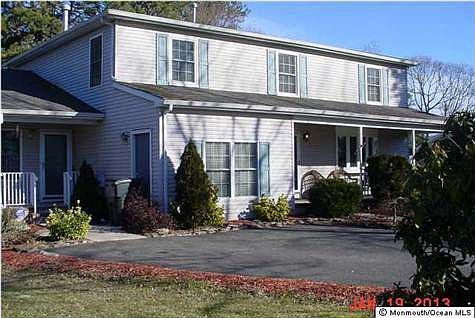 2nd image of 104 Circle Dr