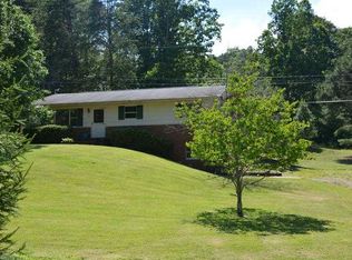 1709 Larkmead Rd, Parkersburg, WV 26101