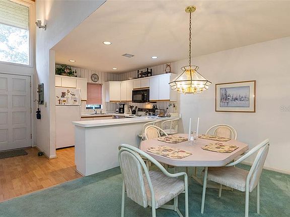5th image of 72 Aspen Dr #72